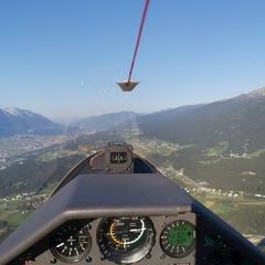 Flugwegposition um 16:24:50: Aufgenommen in der Nähe von Gemeinde Mutters, Österreich in 1422 Meter